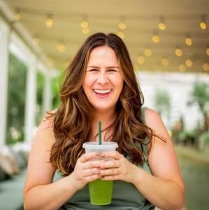 Meet your Posher, Gloria